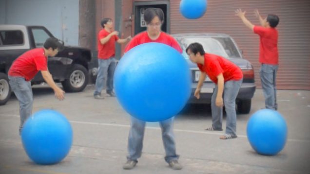Big Blue Ball Machine – Freddy Wong Rocket Jump