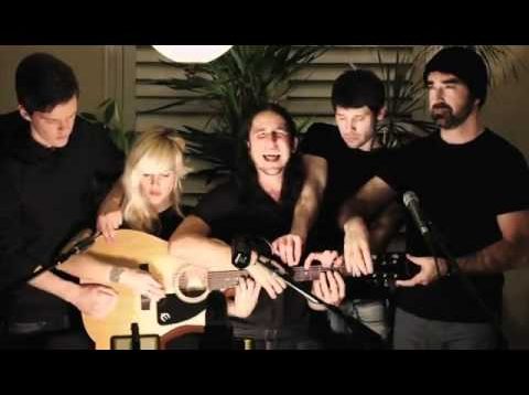 Somebody That I Used to Know – Walk off the Earth (Gotye – Cover)